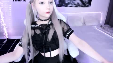 Lily online show from November 27, 9:17 pm