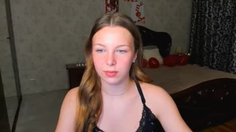 lilyeblake online show from February 16, 11:43 am