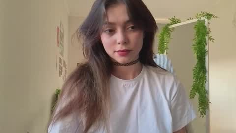 Snapshot of lilyewing_ chatting on September 10, 3:23 pm Lily   online show from September 10, 3:23 pm