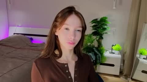 lilylisy online show from November 26, 1:34 pm