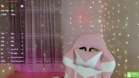 Snapshot of lilyrose1_ chatting on October 8, 7:07 pm You can call me Li ... online show from October 8, 7:07 pm