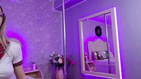      online show from November 16, 4:25 am