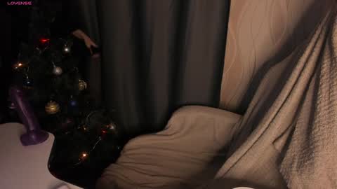 Scarlet online show from December 30, 8:21 am