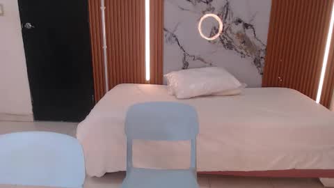 Lina online show from October 7, 12:09 pm