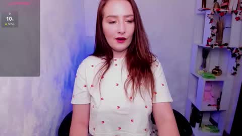 Snapshot of lina_flawless chatting on October 13, 2:58 am Lina online show from October 13, 2:58 am