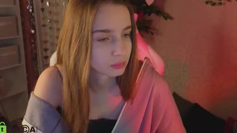 LINA online show from February 12, 1:18 am