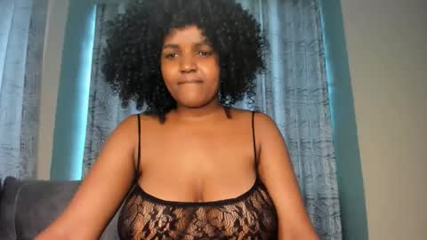 Snapshot of lina_sexy58 chatting on October 21, 12:31 pm lina sexy58 online show from October 21, 12:31 pm