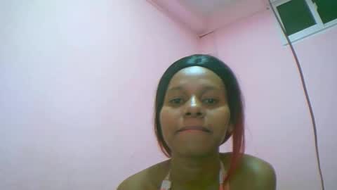 linah1123 online show from December 20, 1:20 am