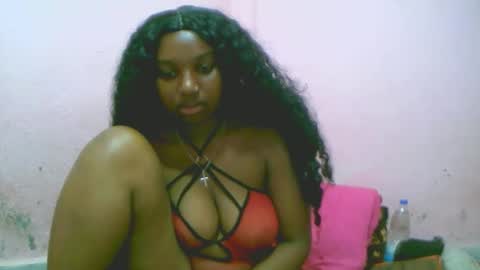 linah1123 online show from November 16, 9:21 am