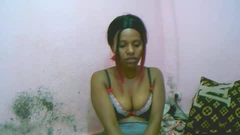 linah1123 online show from December 21, 1:21 am