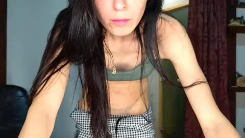 LinaLivee online show from November 22, 8:44 pm