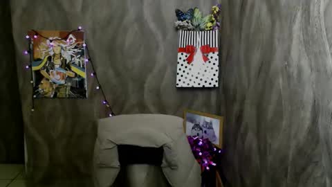 Linda online show from November 14, 2:06 pm