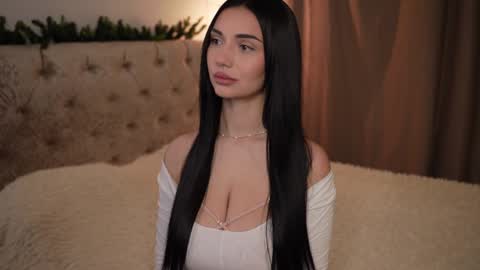 Snapshot of linda_warners chatting on February 7, 4:46 pm Call me Linda online show from February 7, 4:46 pm