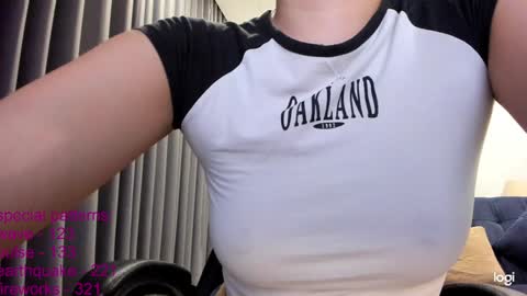 lindamei online show from September 12, 4:14 pm