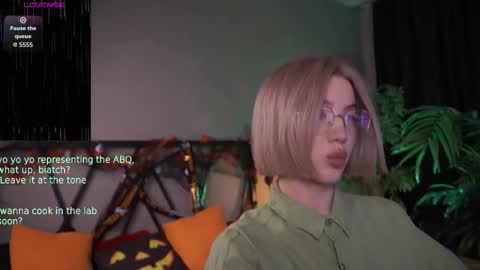 your Linda is back online show from October 26, 4:30 am