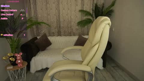 Lia online show from February 9, 10:23 pm