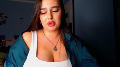 lisa_lady_golden online show from September 14, 8:29 pm