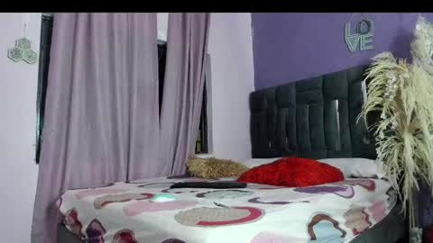 Lisa online show from February 7, 1:47 am