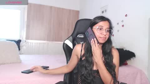 faisury online show from November 1, 5:17 pm