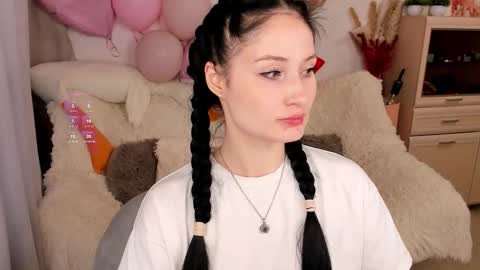 Lisa Moore online show from February 13, 4:14 am