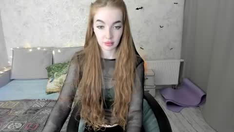 Lissa online show from October 29, 3:00 am