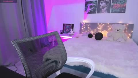 lissameoww online show from February 1, 3:27 am