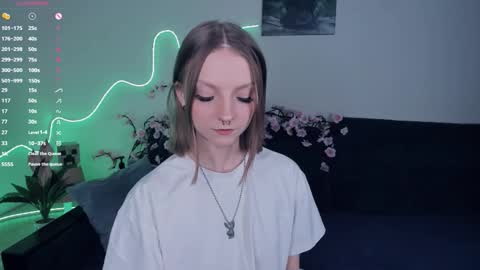 Bella online show from November 11, 7:15 am