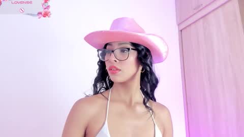    online show from November 22, 11:46 am