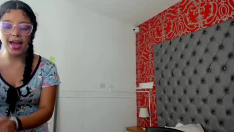 little_lilith_apple online show from January 9, 3:04 am