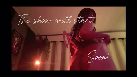 Snapshot of little_maeve chatting on September 22, 3:38 am Maeve  online show from September 22, 3:38 am