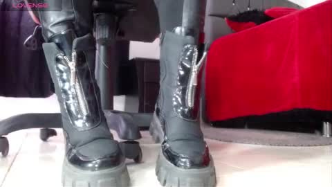 Misstress Martina  online show from October 6, 8:24 pm