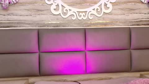 little_mayy online show from February 9, 11:56 am