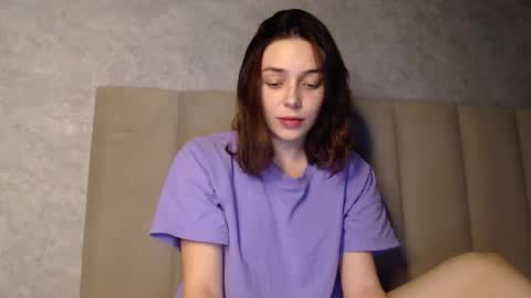 Mia   Im online every day 1530 PM in New York  2030 PM in London online show from November 23, 9:16 pm