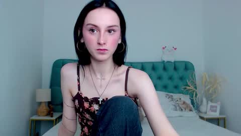 little_mollee online show from October 8, 9:08 pm