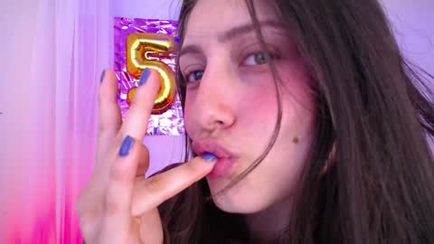 Laksmi online show from January 29, 9:28 pm