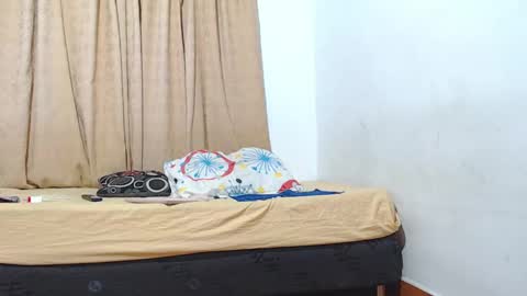  Mia online show from September 22, 3:38 am