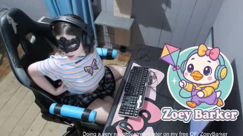 littlezoey2007 online show from November 13, 10:47 am