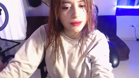 Elizabeth online show from September 12, 10:39 pm