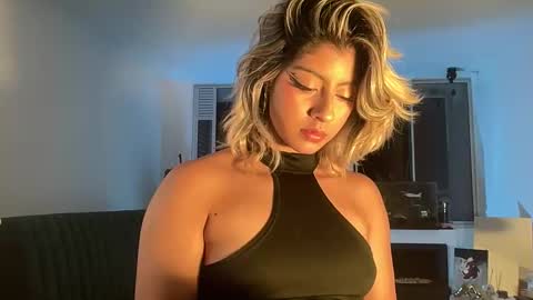 Lizeth online show from November 6, 4:07 am