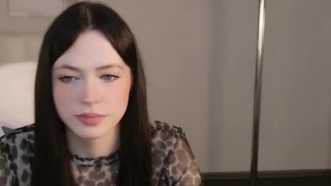 Lizzy online show from March 1, 1:22 pm