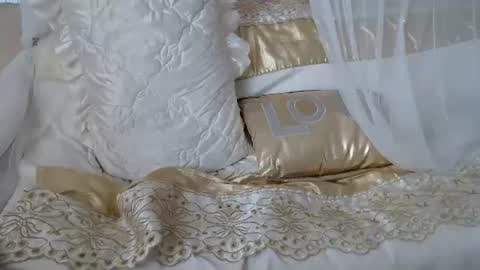 Lilu online show from March 5, 6:54 am