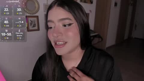 Snapshot of lolaasmith_21 chatting on October 23, 8:37 pm lolaasmith_21 online show from October 23, 8:37 pm