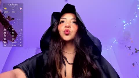 Snapshot of lolaberry_ chatting on January 16, 11:37 am  Lola Berry  online show from January 16, 11:37 am