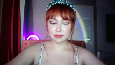 Lola online show from October 5, 12:32 pm