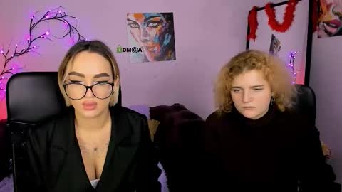 lolli_popsi online show from December 3, 1:35 pm