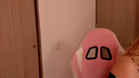 Lolly online show from February 27, 3:47 am