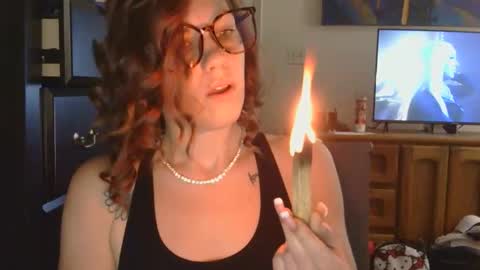 london lovesss online show from November 17, 2:45 am