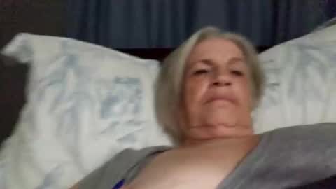 Snapshot of lonelylana1955 chatting on October 25, 8:22 am lonelylana1955 online show from October 25, 8:22 am