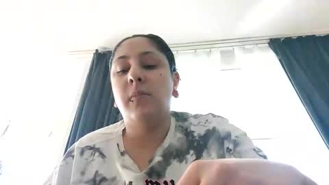 loolaunshaved online show from February 27, 3:01 pm