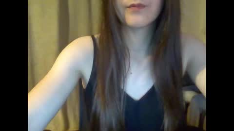 lora23s online show from September 12, 5:53 pm